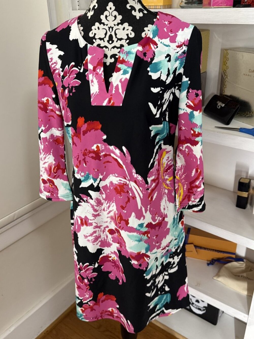 ARYEH sz L bright fun tropical floral paisley print stretch 3/4 Sleeves dress